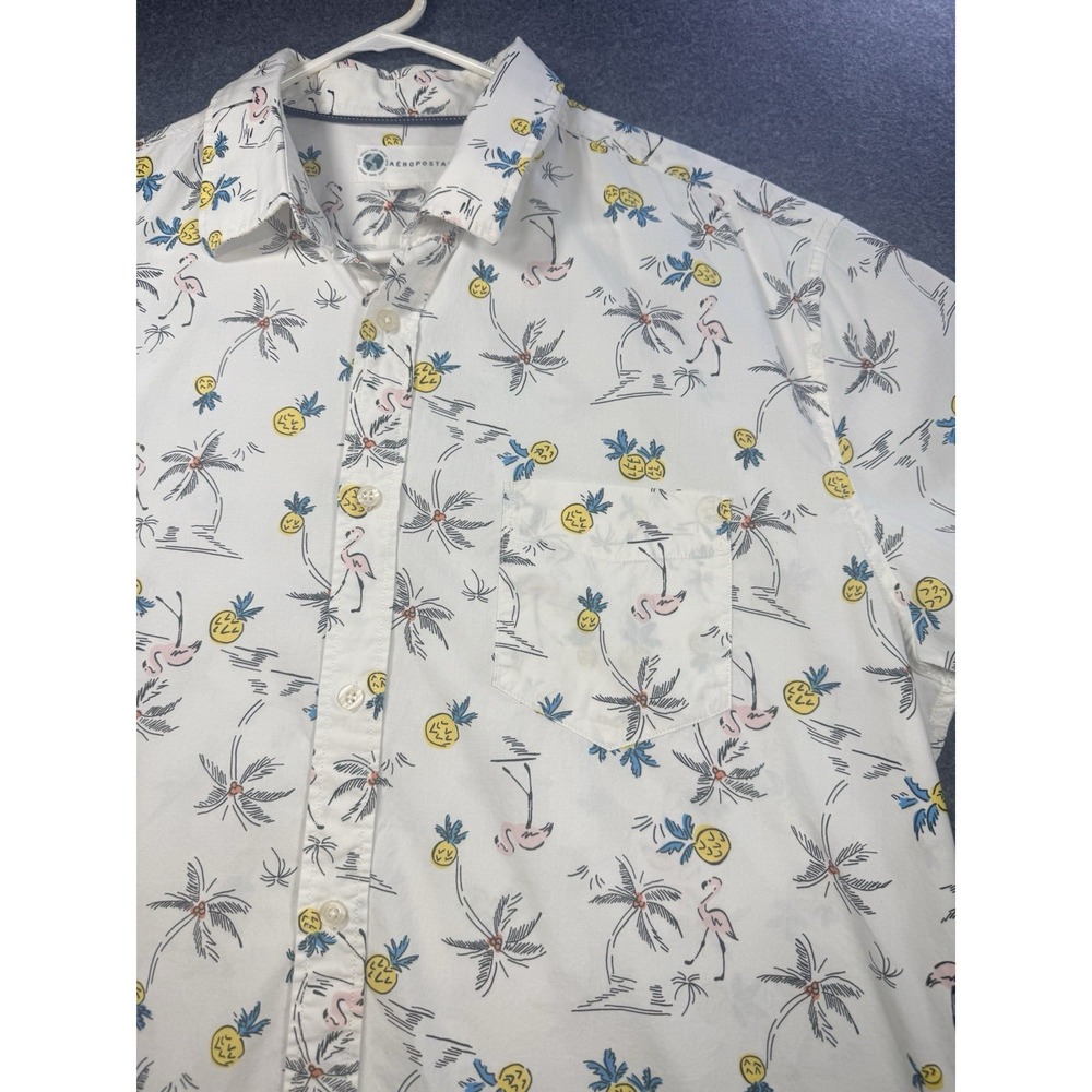 Aeropostale Flamingo Pineapple Print Button-Down Shirt. Short sleeved. Men's XL